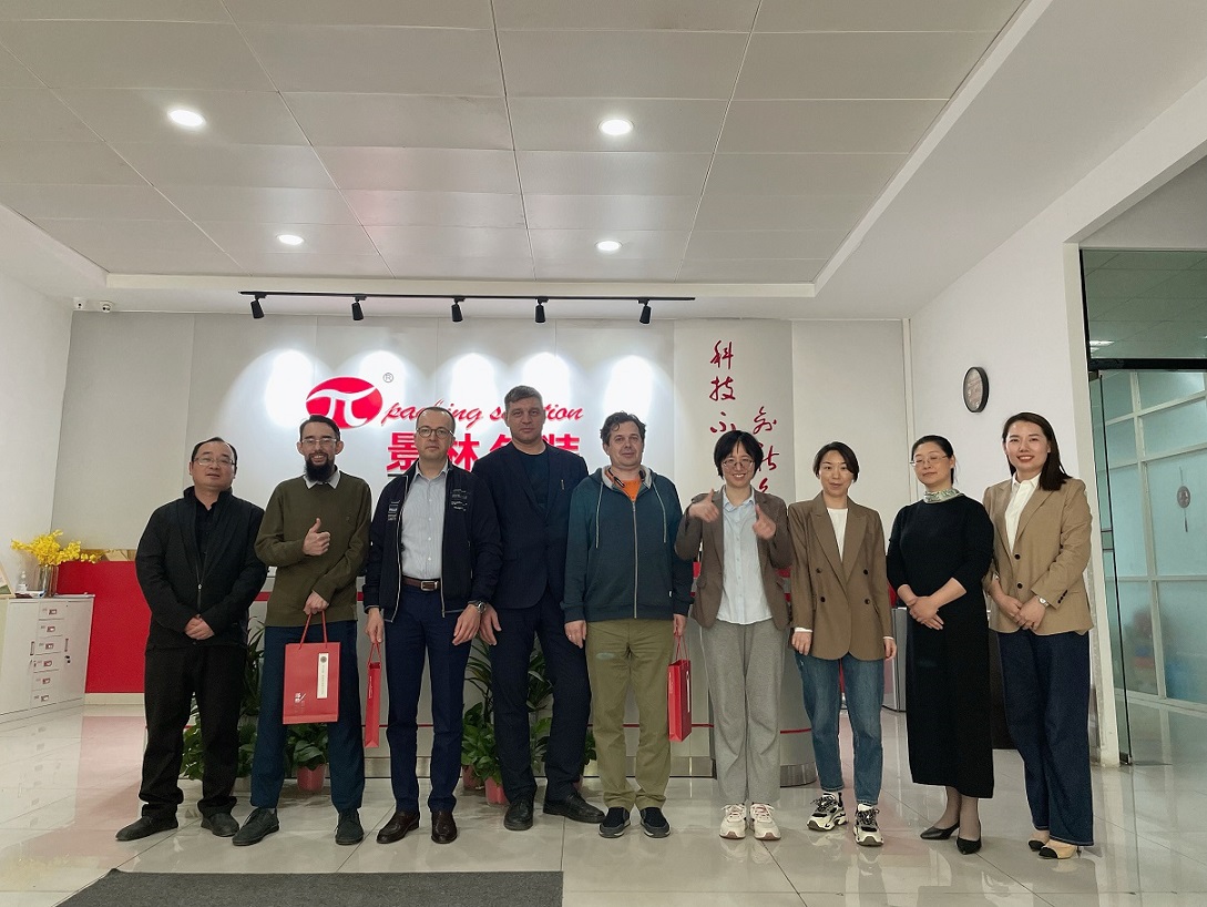 欢迎俄罗斯客户来我厂参观